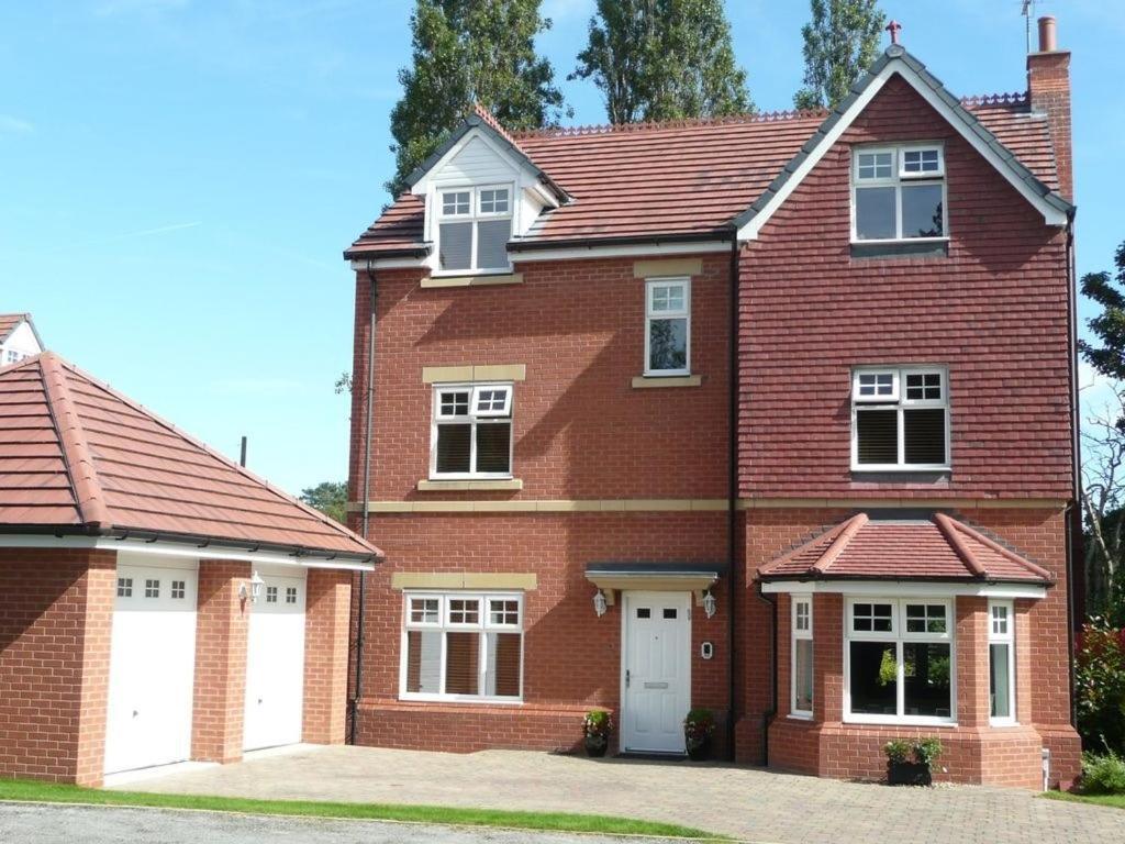 2 The Rocklands Bed & Breakfast Birkenhead Exterior foto